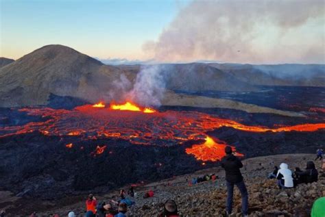 5 of the very hottest volcano tours in Iceland - Routes North