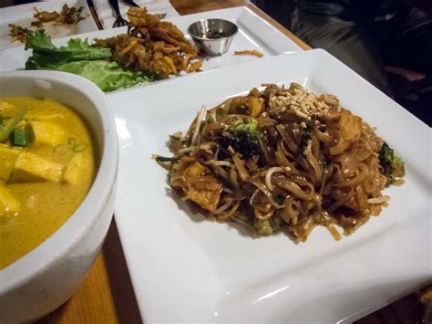 xiaoEats | Toronto Food Blog Khao San Road