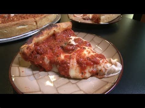 Chicago S Best Deep Dish Pizza Piero S Pizza Youtube