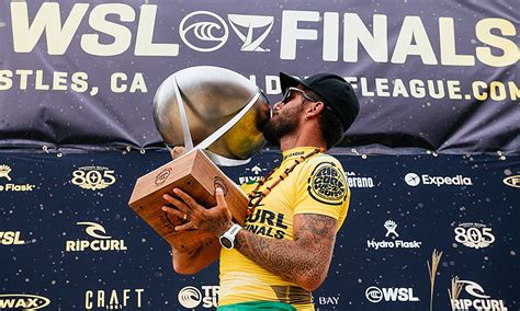 Filipe Toledo vence WSL Finals e é campeão mundial de surfe pela 1ªvez