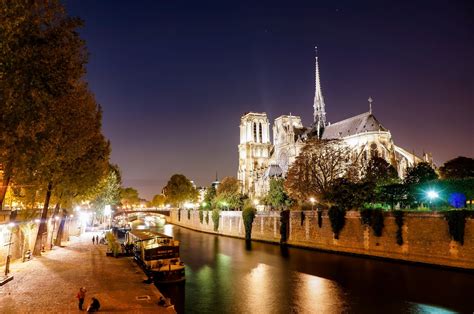 13 Unmissable Things To Do In Paris At Night - Bounce