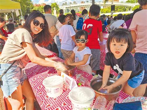 高雄物產館 親子體驗洗愛玉 地方新聞 中國時報