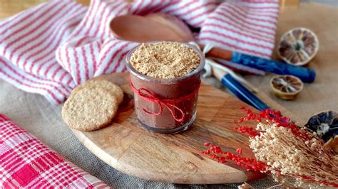 Vasitos de galleta y chocolate un postre rápido sin horno para los