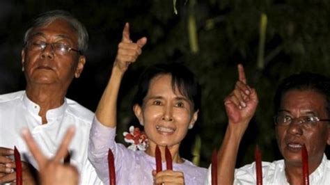 La Junta Militar birmana anuncia la liberación de Aung San Suu Kyi que