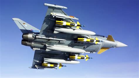 Jelang Indo Defence 2014 SAAB JAS 39 Gripen NG Dan Eurofighter Typhoon