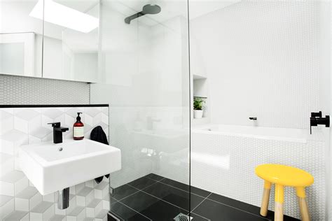 white bathroom tile design ideas rispa