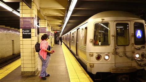 Mta New York City Subway Th Street Bound R A Train Euclid