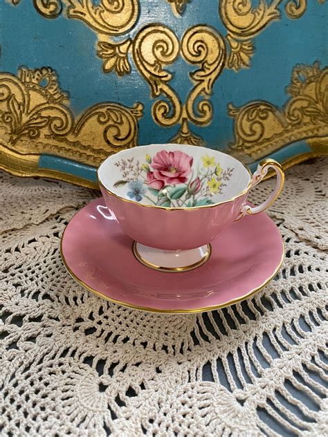 Vintage Aynsley Oban Shaped Pink Floral Tea Cup And Saucer English