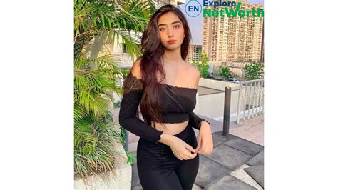 Nazila Sitaishi Net Worth (Munawar Faruqui's Girlfriend) Age, Wiki ...