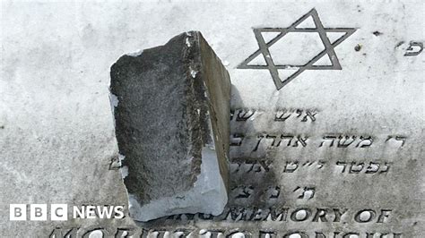 Anti Semitic Incidents At Record Level In Uk Bbc News