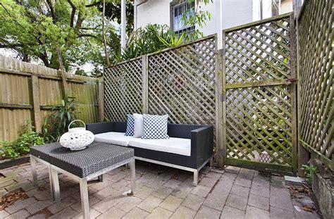 55 Lattice Fence Design Ideas (Pictures & Popular Types) - Designing Idea