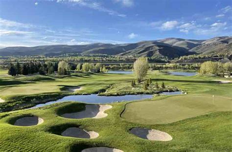 Most Beautiful Golf Courses In America You Should Visit OffMetro World