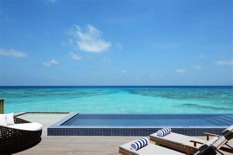 Radisson Blu Resort Maldives - Luxury Lifestyle Awards