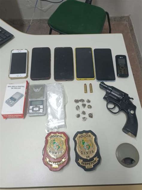 Suspeito De Integrar Grupo Criminoso é Preso Com Drogas E Arma Em