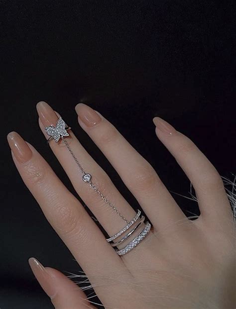 Modern Sparklers Girls Fashion Rings That Redefine Elegance