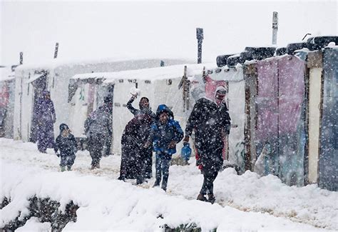 Photo Gallery Syrian Refugees Struggle With Snow Storm 5 Dead In