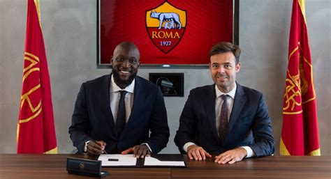 Ufficiale Romelu Lukaku Un Nuovo Giocatore Della Roma Pinto