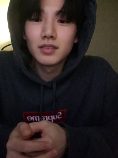 Fel Prod Junkyu On Twitter Kim Junkyu Serving Face And Body In His