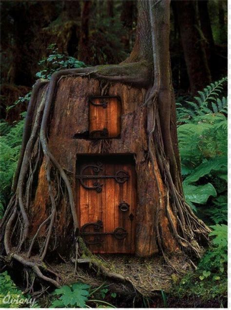 17 Best images about Tree stump fairy houses on Pinterest | Wood nymphs ...