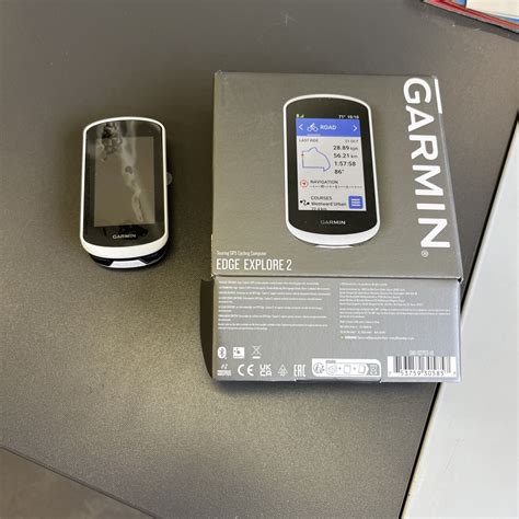 Garmin Edge Explore 2 3 Zoll GPS Fahrradnavigation Weiß Schwarz 010