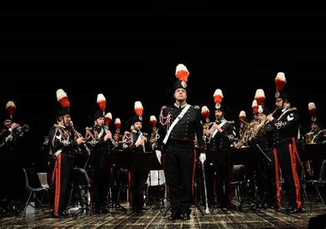 La Fanfara Dei Carabinieri Al Palio Di Legnano Fa Il Pieno Di Pubblico