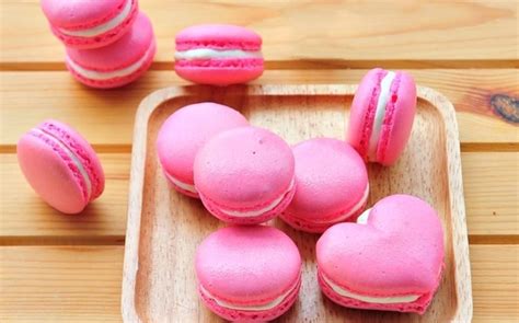 Pink Macarons Recipe - Kitchen Cookbook