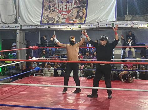 M S Lucha On Twitter Aspw Neptuno Vence En Cuadrangular A Hijo Del