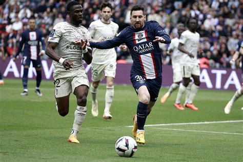 Se Cumple La Sanción Messi Ausente En La Lista Del PSG Ante El Troyes