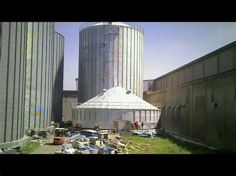 Hydraulic Jacks For Erecting Grain Storage Silos And Dryers Bygging