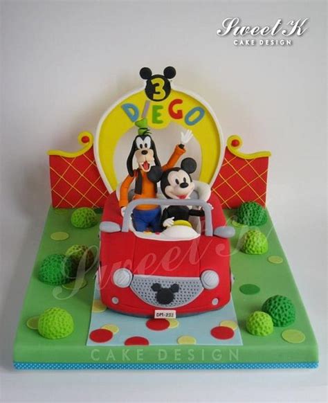 Mickey S Car Cake Decorated Cake By Karla Sweet K CakesDecor