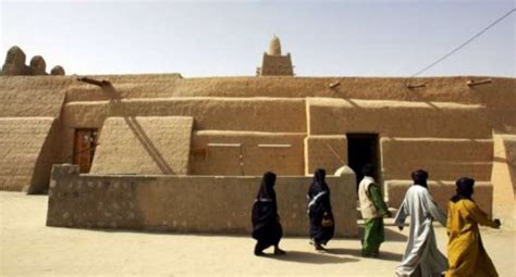 Mali to revive tourism hit by Qaeda fears