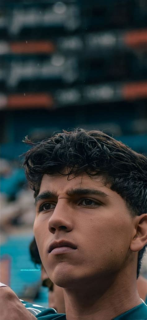 Kevin Álvarez Wallpaper en 2024 Fotos de fútbol Seleccion mexicana