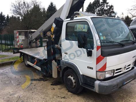 Nacelle Nissan Cabstar 35 13 Vl Bison Palfinger Pa20t 20 Mètres d