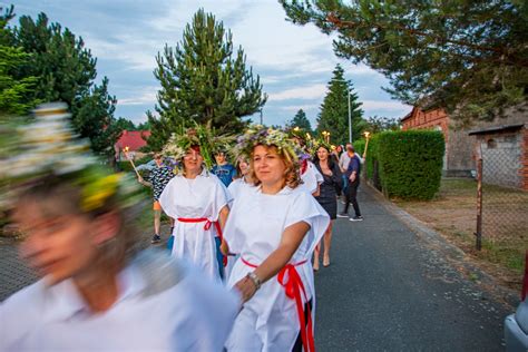 Noc Kupa Y Wi To Rado Ci Mi O Ci Ognia I Urodzaju Oficjalna