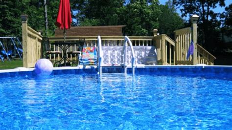 Why Are Swimming Pools Blue? – Above Ground Pool Builder