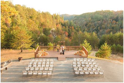 Fall Wedding In The Red River Gorge At The Cliffview Resort In Kentucky