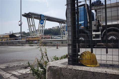 Ponte Morandi Operaio Ferito In Cantiere Ricostruzione