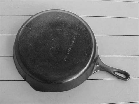 Unmarked Cast Iron Cookware Identification The Cast Iron Collector Information For The