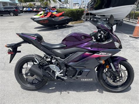 2023 Yamaha YZF R3 Riva Motorsports Space Coast