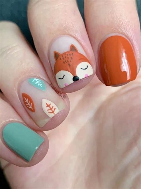 Thanksgiving Nail Designs For Your Perfect Fall Manicure