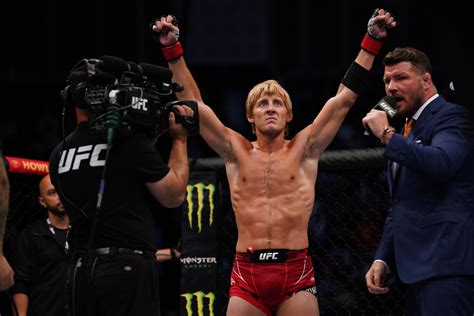 Rising UFC Star Paddy Pimblett Has Conor McGregor Vibe Following