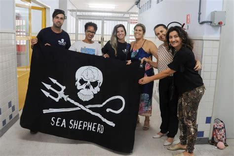 Sea Shepherd Brasil participa do lançamento do Movimento Praia Viva