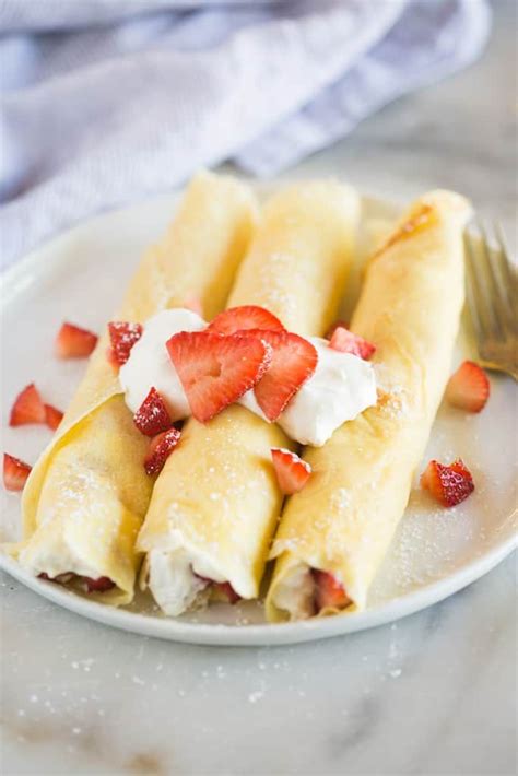 Make Ahead Breakfast For A Crowd Strawberries And Cream Crepes In