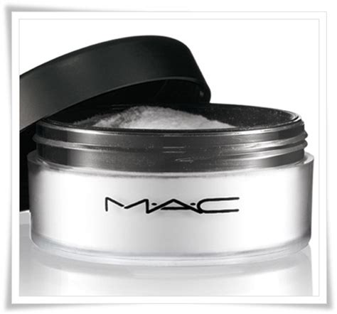 Mac And Mickey Contractor Makeup Collection Musings Of A Muse