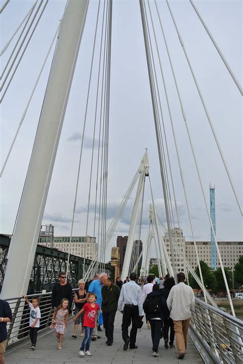 Bernie and Cath in Europe 2012: Tower of London, wobbly bridge - London ...