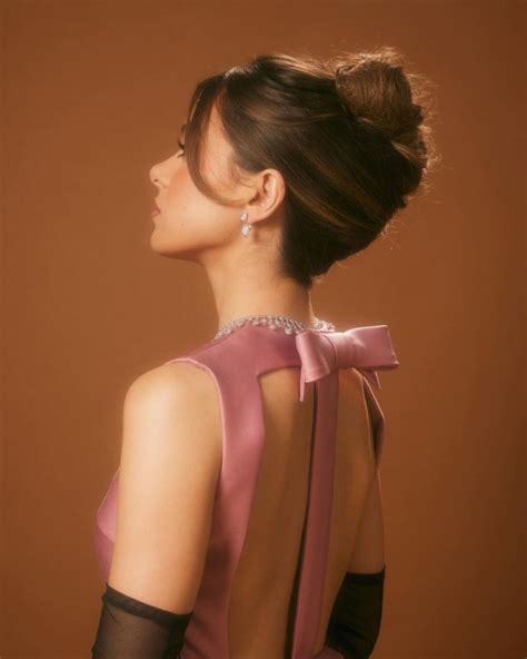 30 Hot And Sexy Hailee Steinfeld Photos 12thBLOG