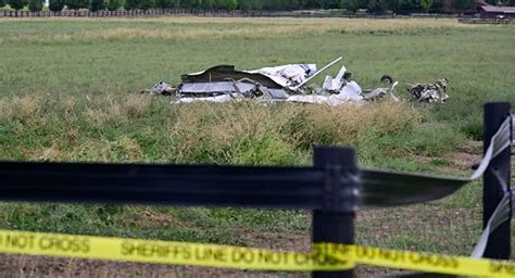 Chocan Dos Avionetas En Pleno Vuelo En Boulder Colorado Hay 3 Muertos