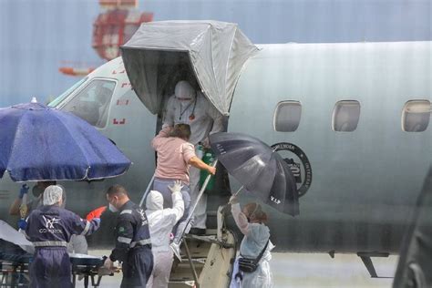 Mais 16 pacientes Covid são transferidos de Manaus para Maceió