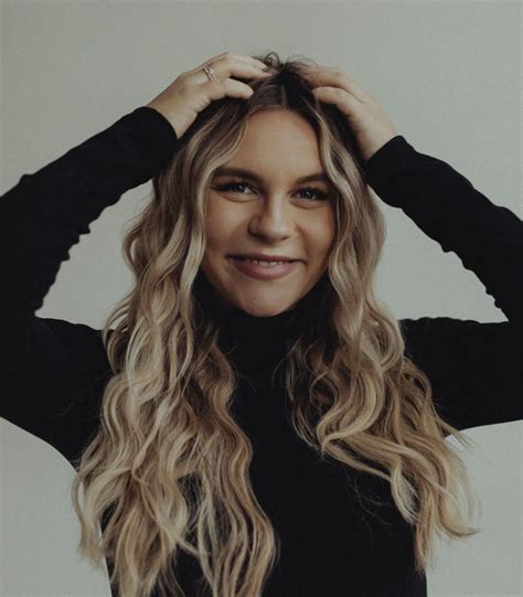 DAGI BEE Dagmar Kazakov