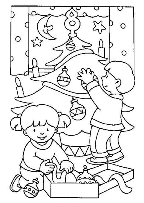 Coloriage Noel Sapins Enfants Sur